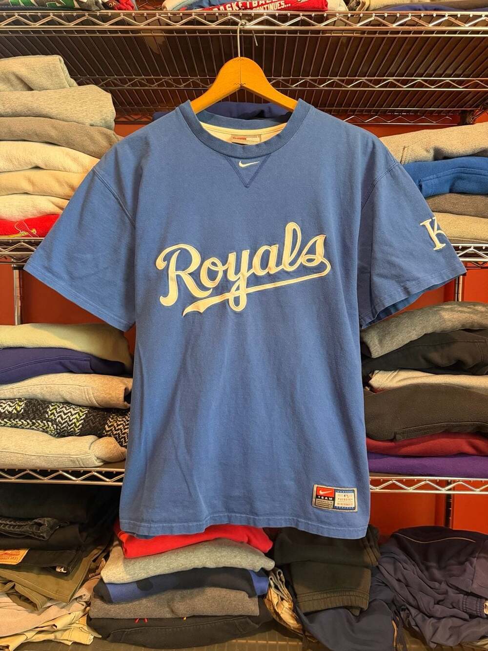 Vintage 2000s Nike MLB Kansas City Royals Center Swoosh T-Shirt Men Large